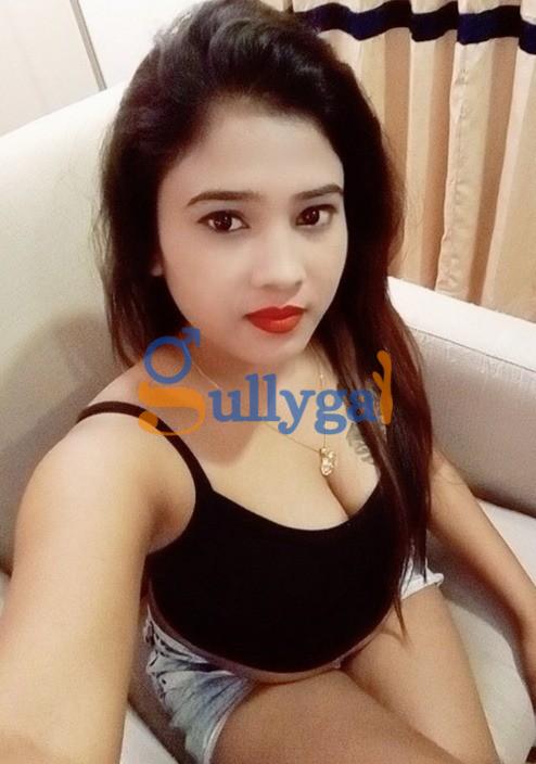 Call girl escort *90811//69411* Call me punam call girls 24*7hour available