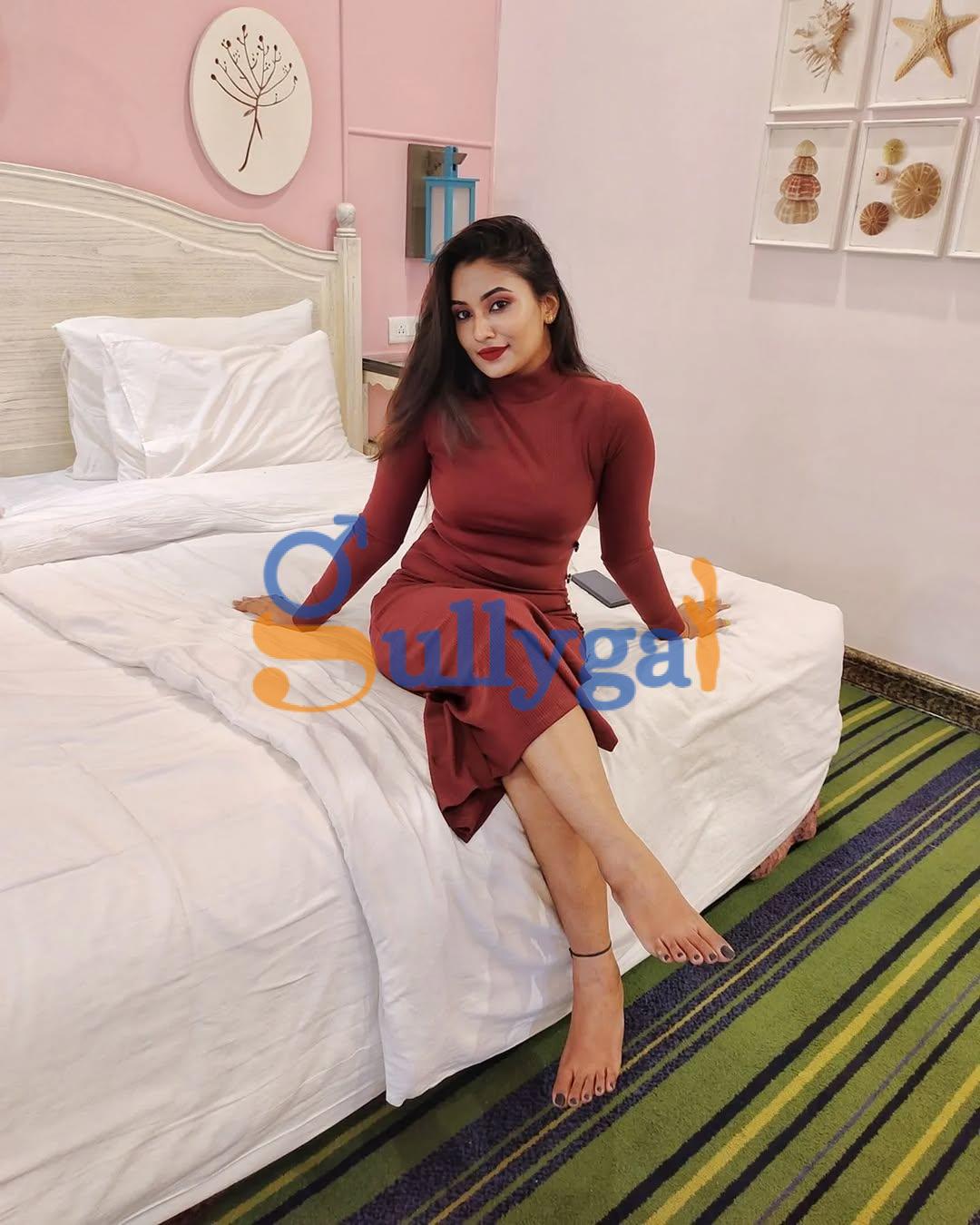 SURAT TOP CLASS MODAL CALLGIRL SERVICE AVAILABLE